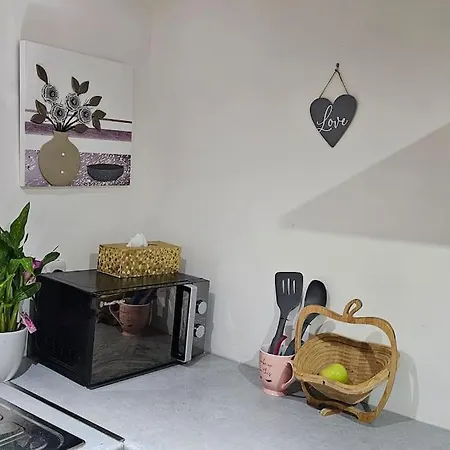 A Cosy Deluxe Size With Queen Size And Sofa Bed