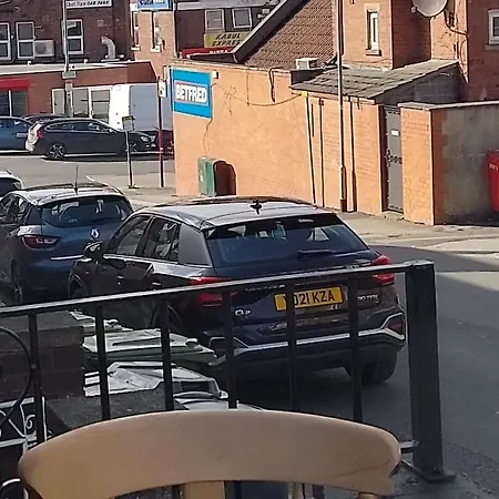 A Cosy Deluxe Size With Queen Size And Sofa Bed *