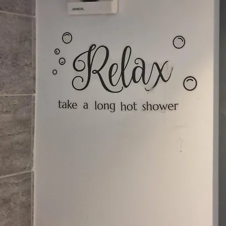 A Cosy Deluxe Size With Queen Size And Sofa Bed Apartament Leeds (West Yorkshire)