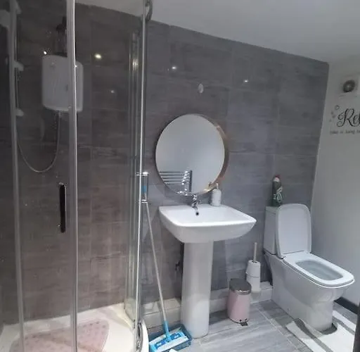 Apartment A Cosy Deluxe Size With Queen Size And Sofa Bed